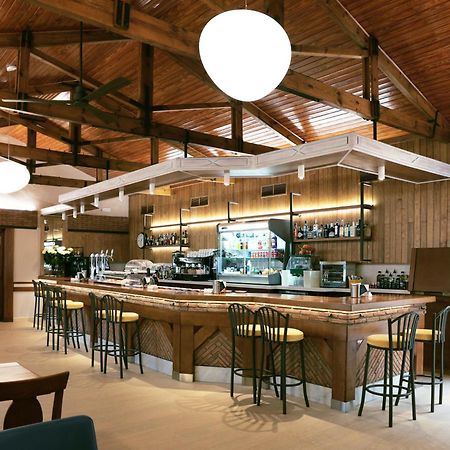 Hotel Juleca Las Infantas ภายนอก รูปภาพ