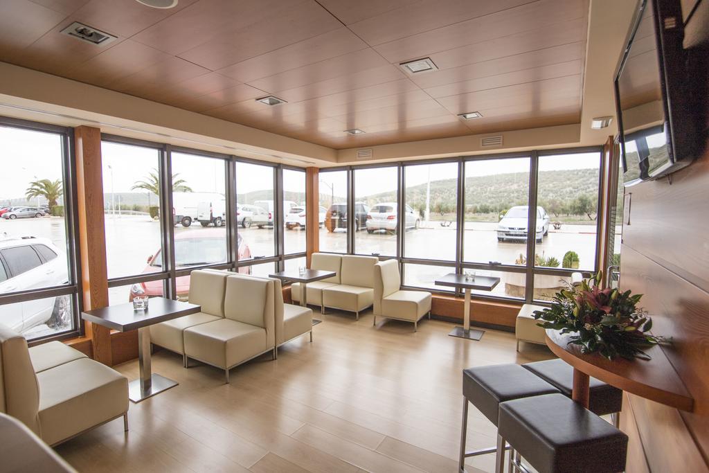 Hotel Juleca Las Infantas ภายนอก รูปภาพ